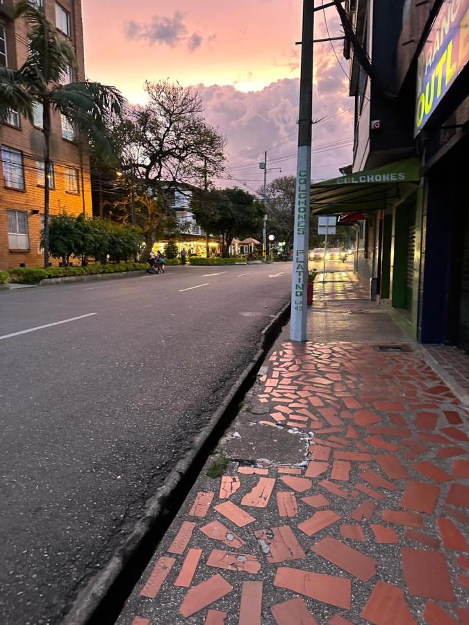 شقة Aparta Estudio Amoblado 4 Medellin, San Joaquin المظهر الخارجي الصورة